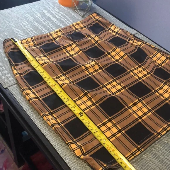 #76 NWOT Yellow Plaid Mini Skirt - Picture 10 of 14